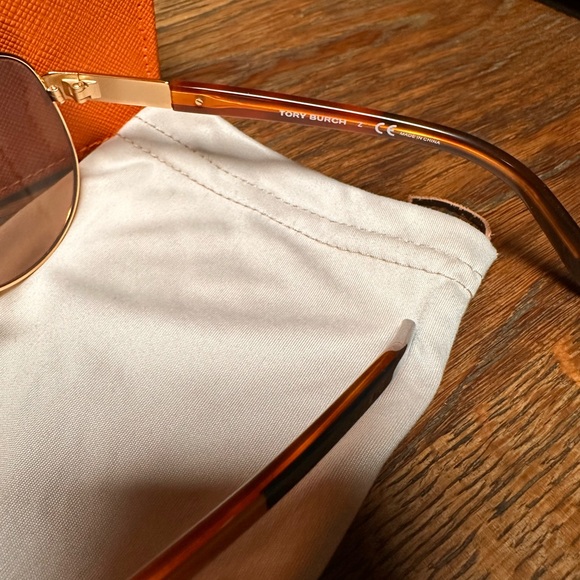 Tory Burch Gold and Brown Aviator Sunglasses - Picture 4 of 10